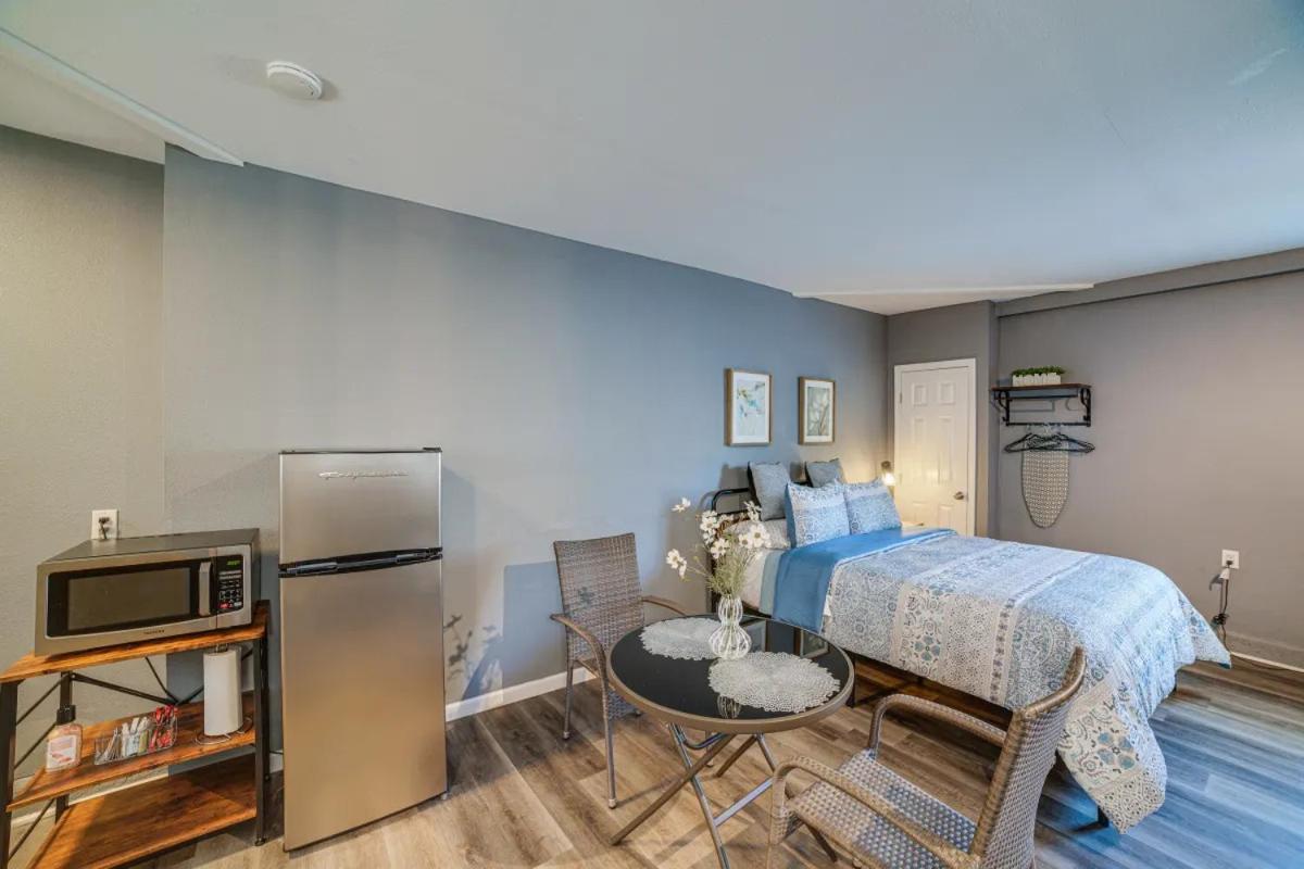 Spacious Studio With Private Entry Moreno Valley Exterior foto